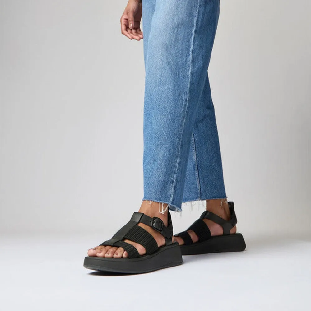 รองเท้าแตะแบบรัดส้น ผู้หญิง รุ่น F-MODE LEATHER/WEBBING FLATFORM FISHERMAN SANDALS