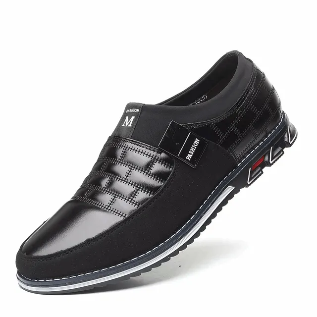 A New Genuine  Men Casual Shoes