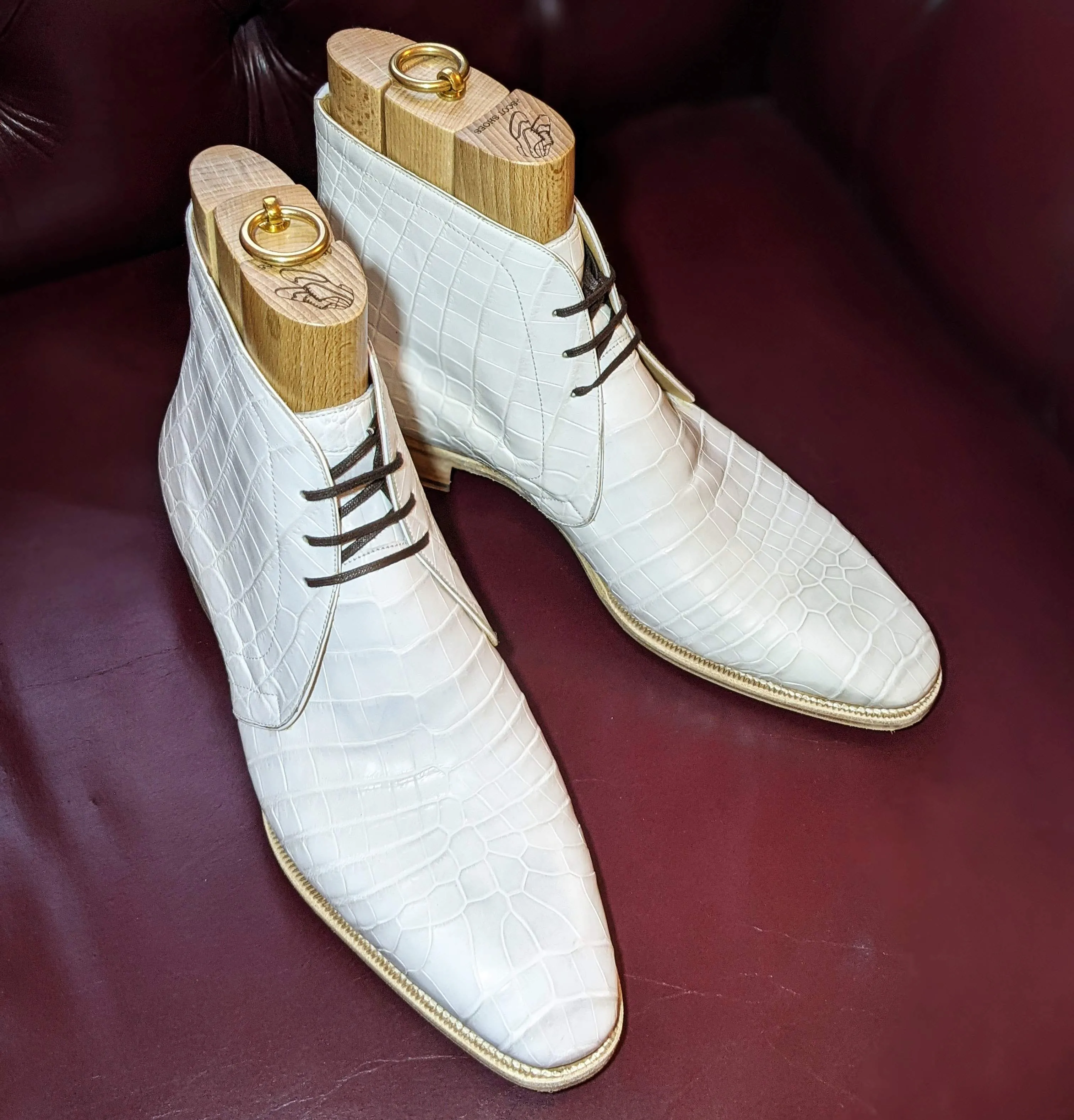 Ascot Chukka Boots - White Alligator