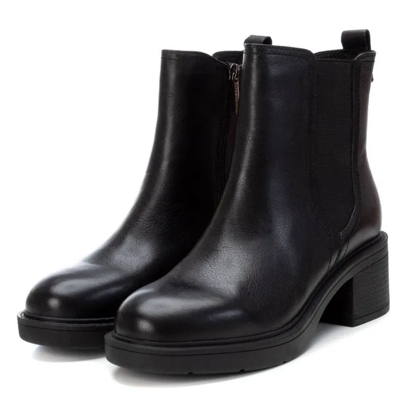 Black Leather Chelsea Boot