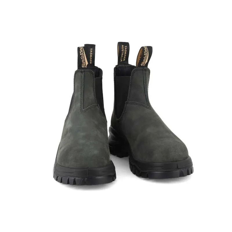 BLUNDSTONE 2238 Leather Boots in Rustic Black