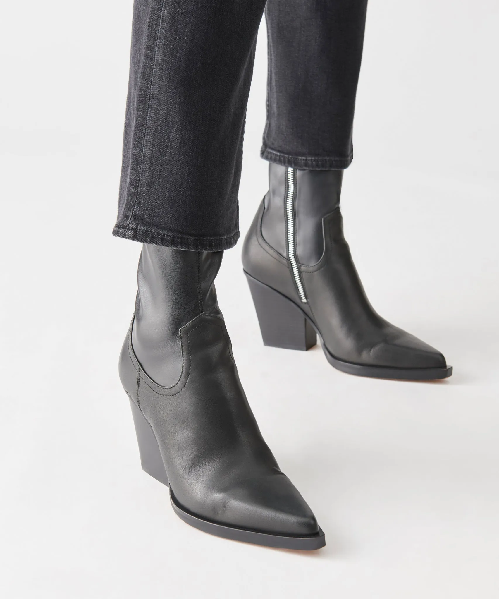 BOYD BOOTS BLACK LEATHER