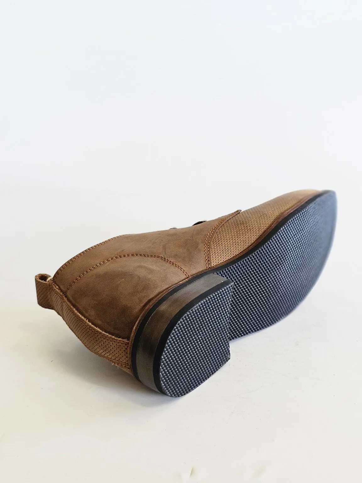 Chukka Kelvin Leather Boot