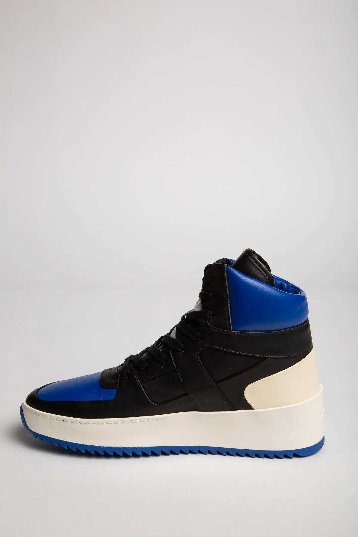 FEAR OF GOD | RETRO BASKETBALL SNEAKERS