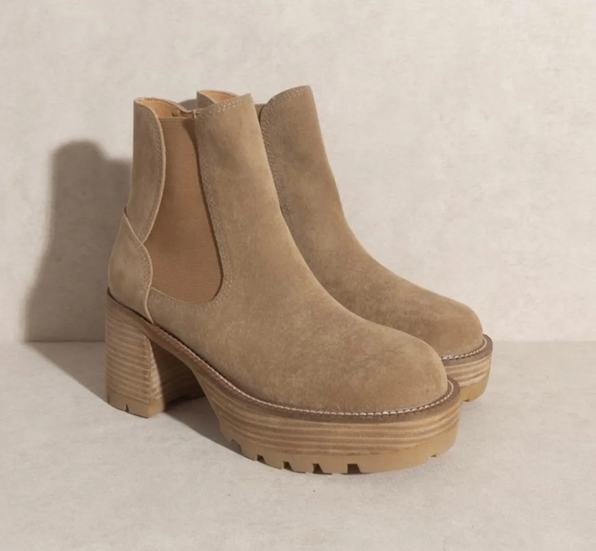 Harlow Chelsea boot