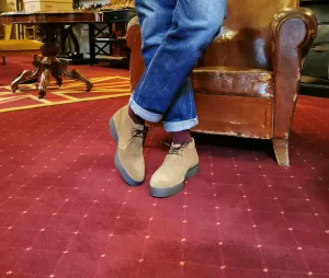 Hi top  Indiana tan suede