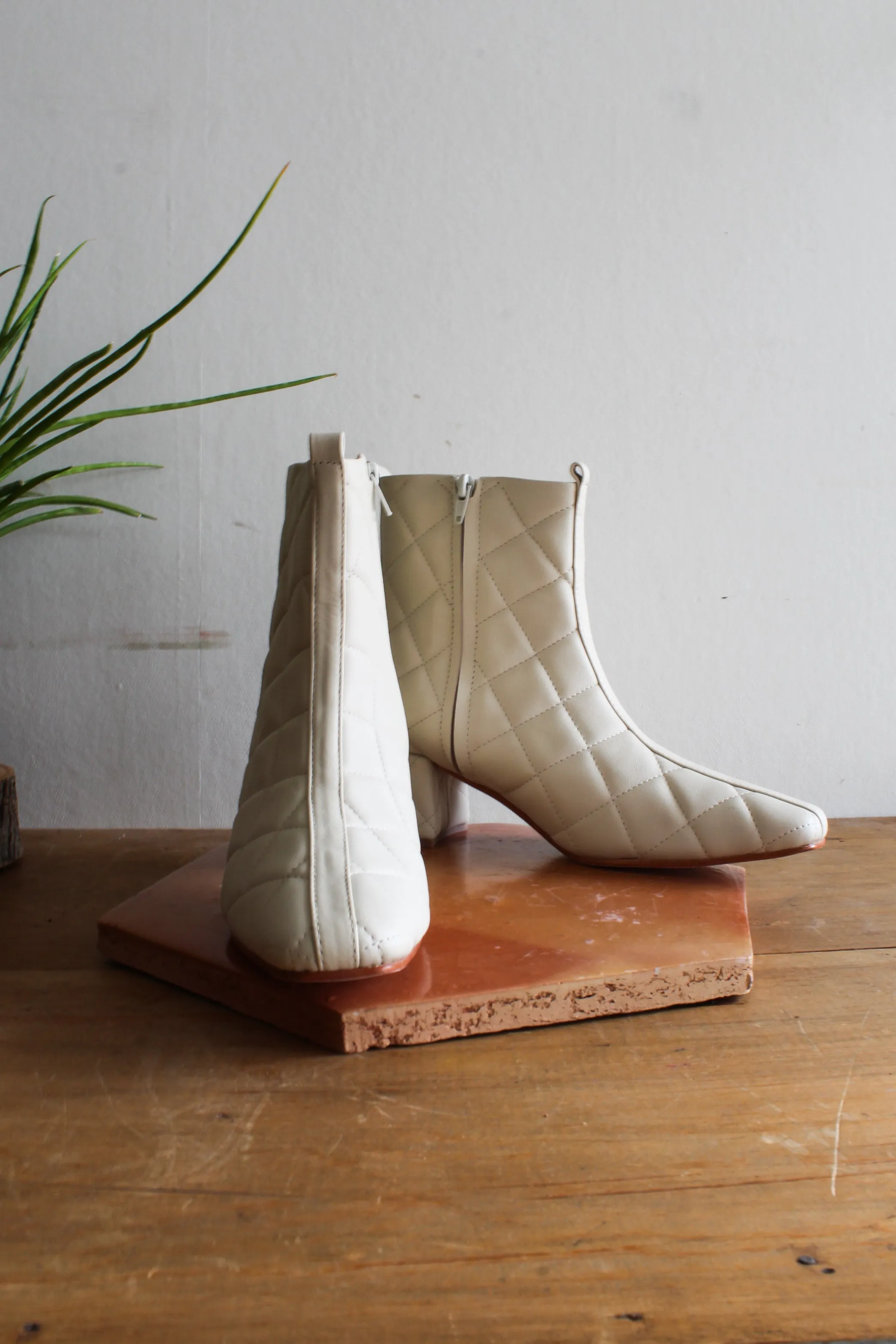 Huma Blanco Belen Boot