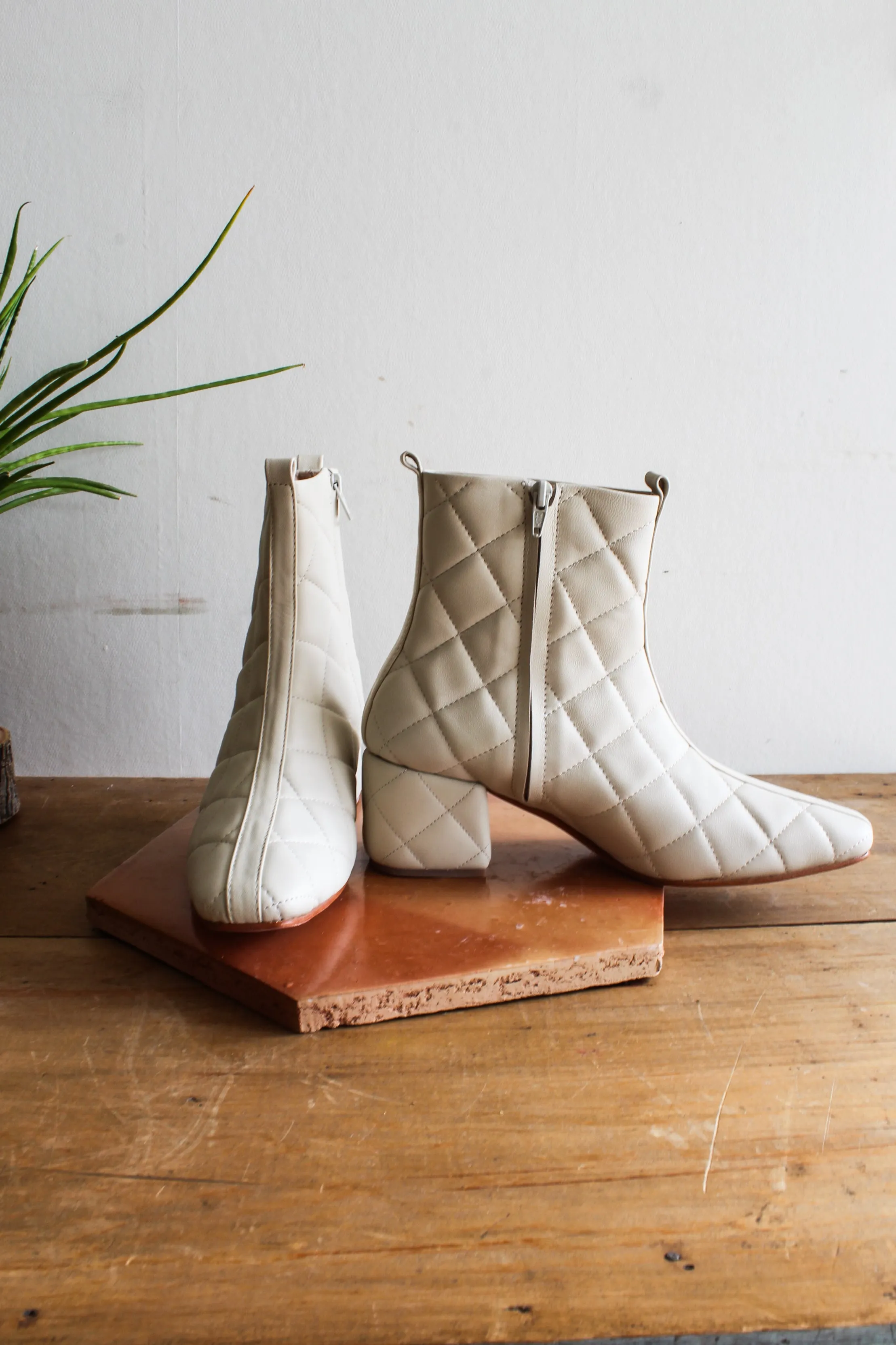 Huma Blanco Belen Boot