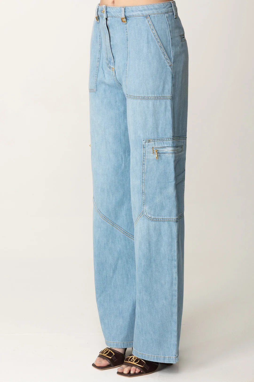 Jeans Cargo con Tasconi e Dettaglio Gioiello