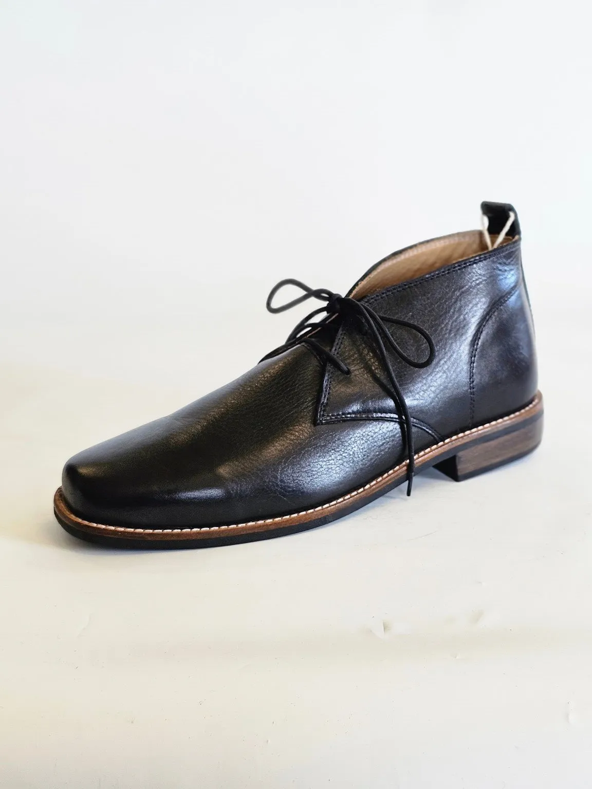 Kelvin Chukka Leather Boot