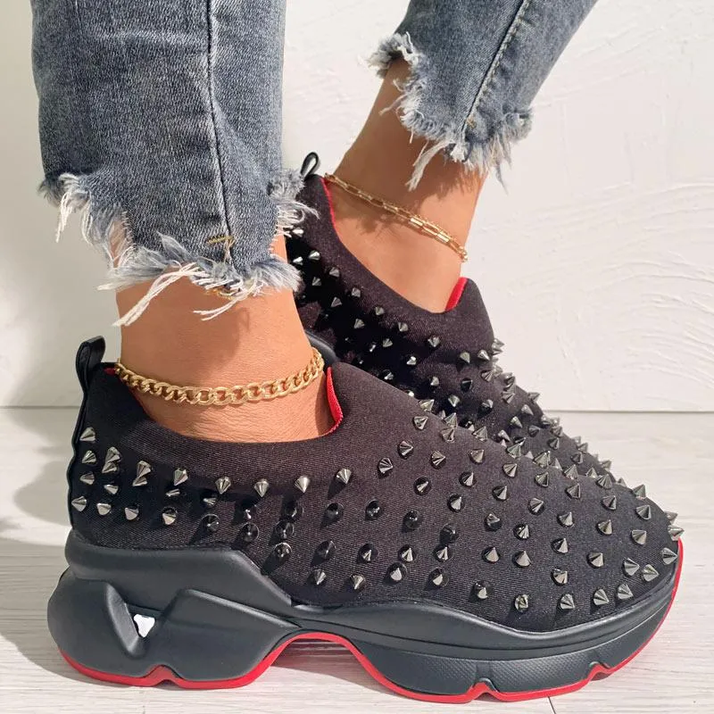 Leopard Print Rivet Casual Sneakers