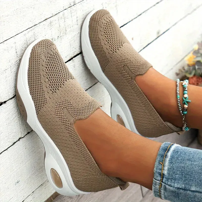 Linda™ Comfortable Women's Slip-On Shoes