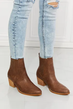 Love the Journey Stacked Heel Chelsea Boot in Chestnut ONLINE EXCLUSIVE