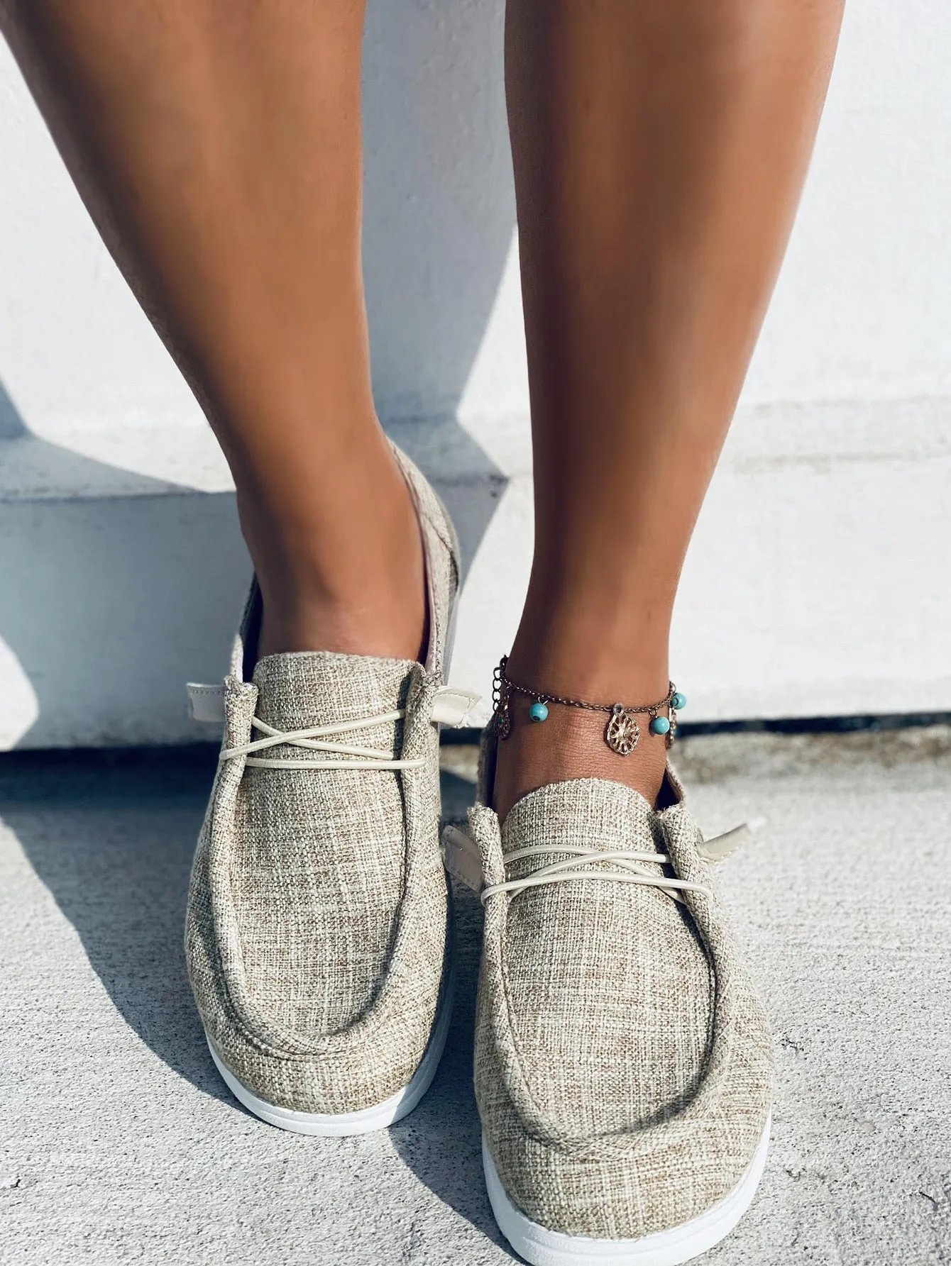 Minimalist Lace-up Front Sneakers - Apricot