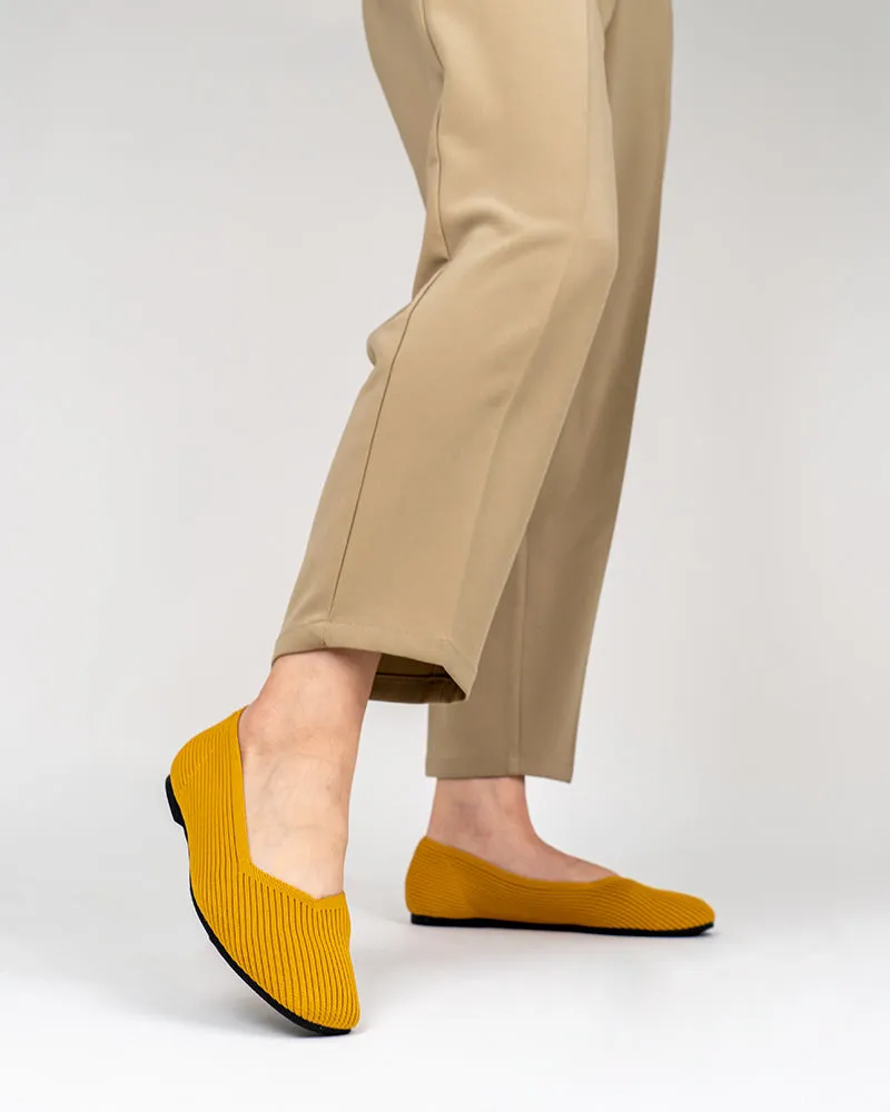 Minimalist Solid Color V-Cut Ballet Flats