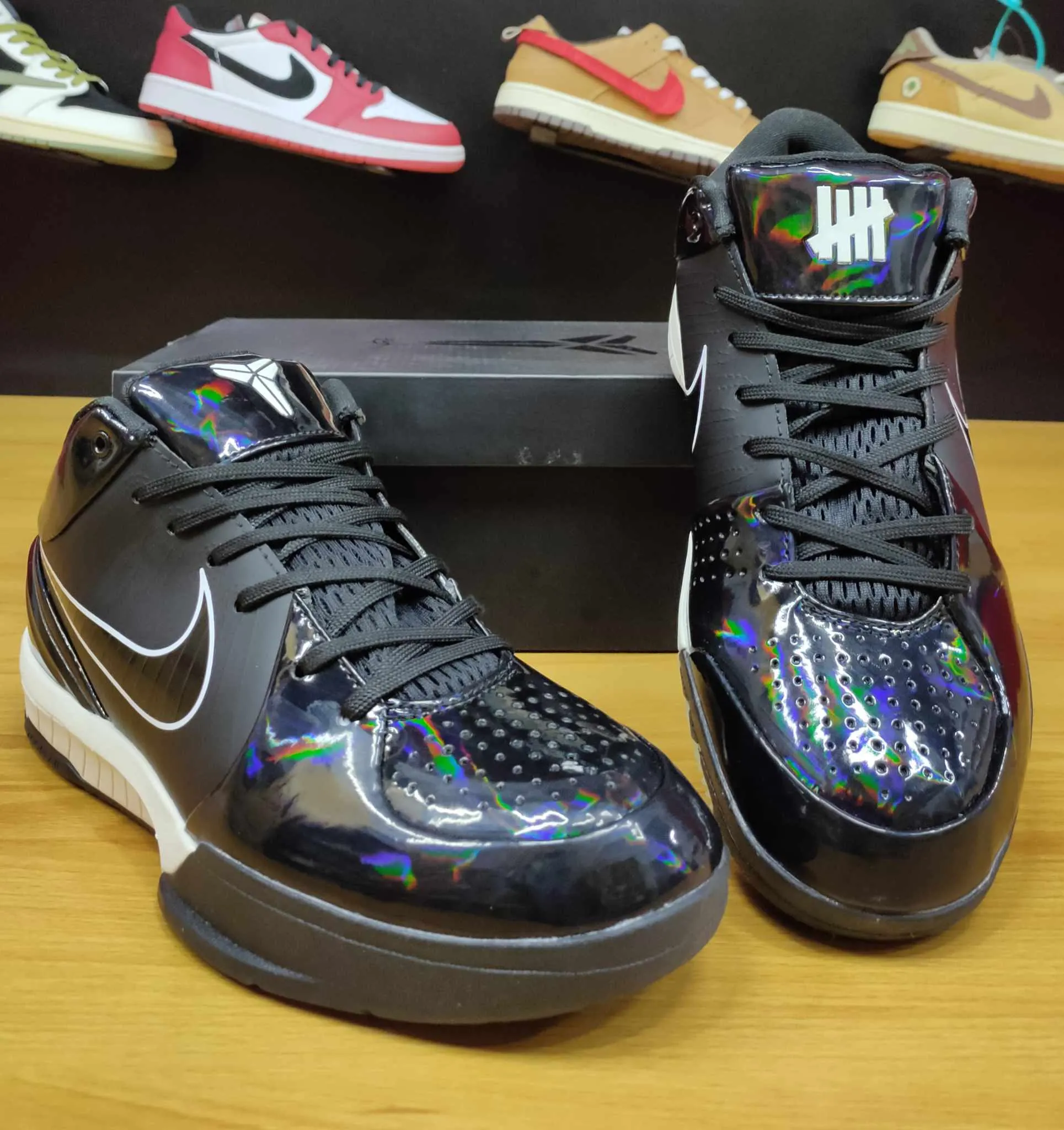 NikeUndefeated x Kobe4"Black Mamba"