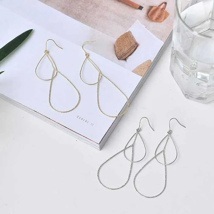 Nordic Minimalist Fashion Water Drops Earrings In Blown Shape For Girls Price For One Pair