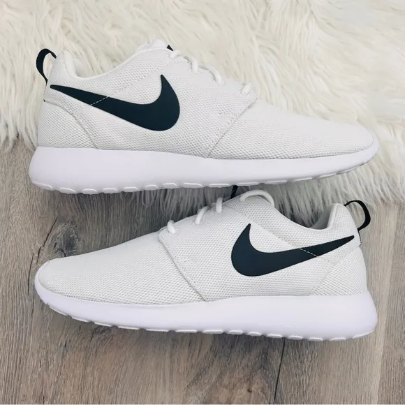 NWT Nike Roshe One Women’s Shoes