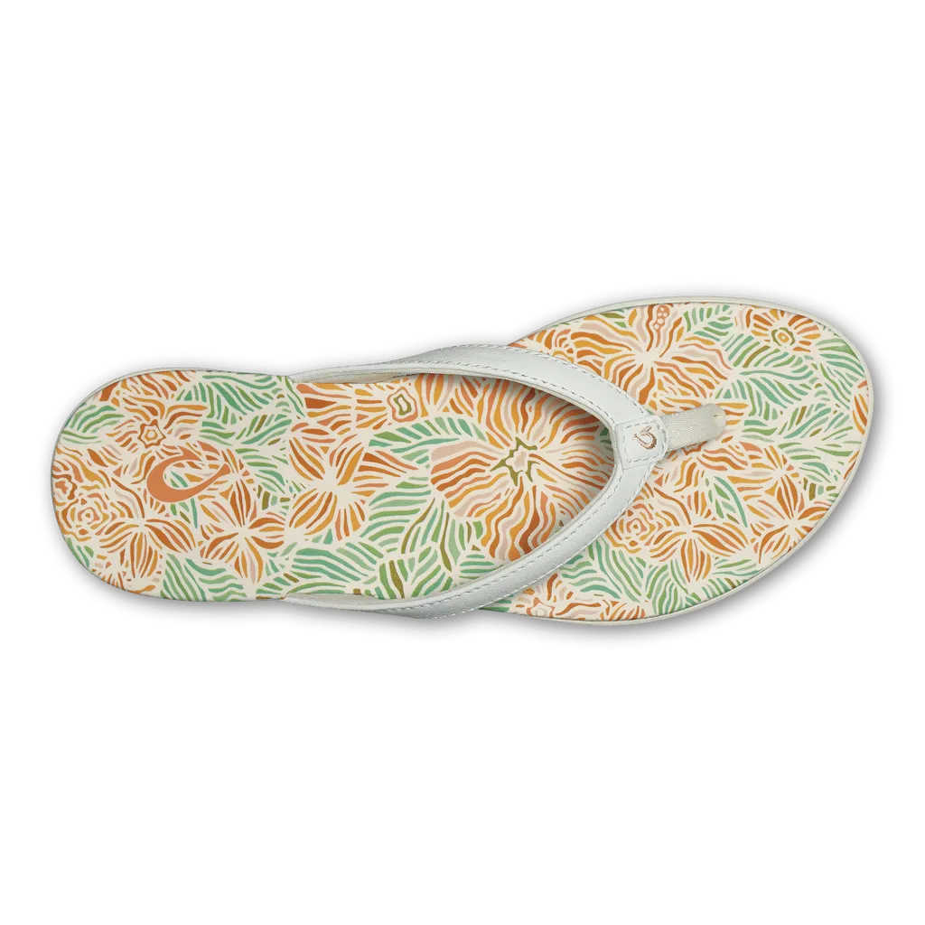 OluKai Women's Ho'opio Hau Beach Sandals