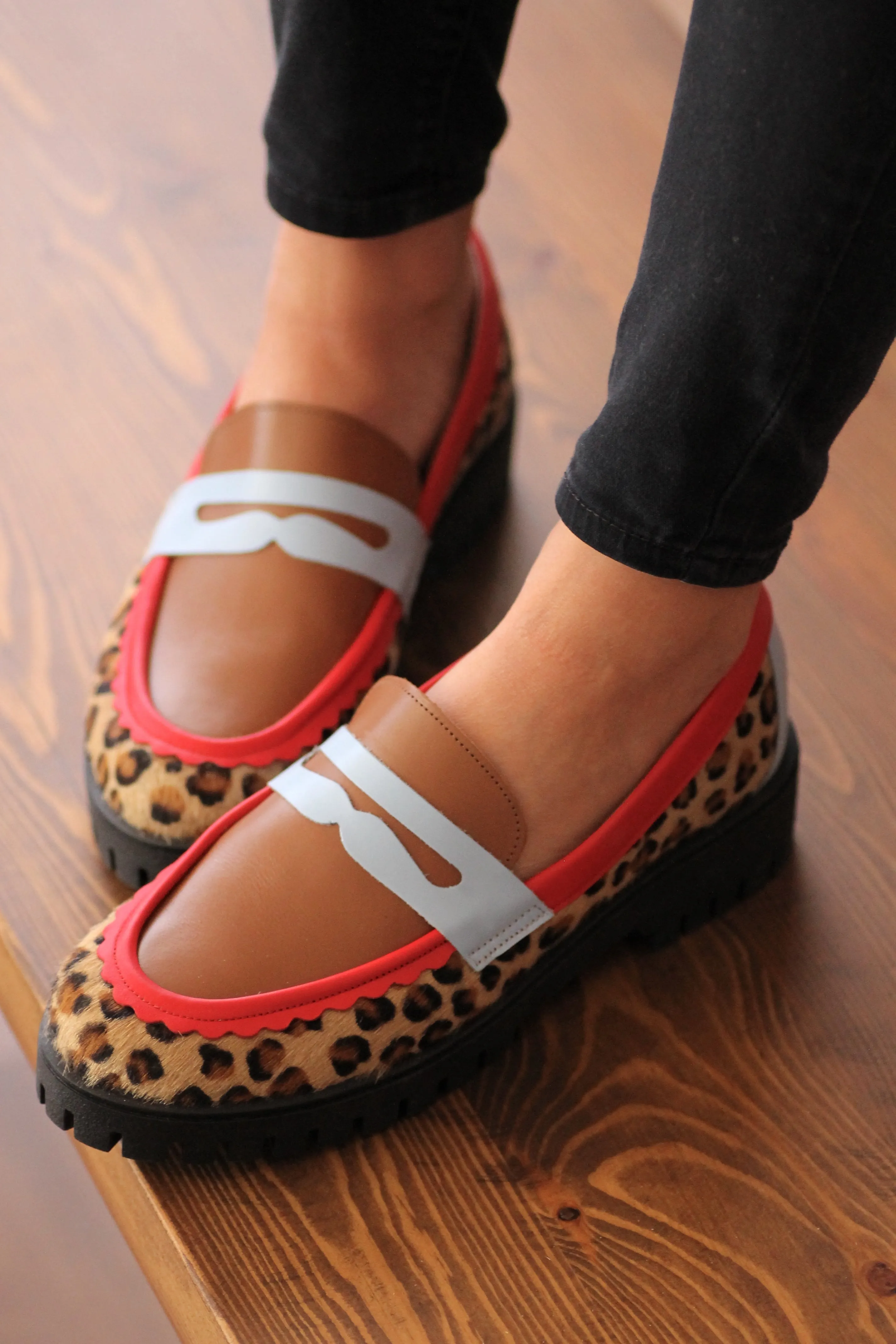 Paws loafer