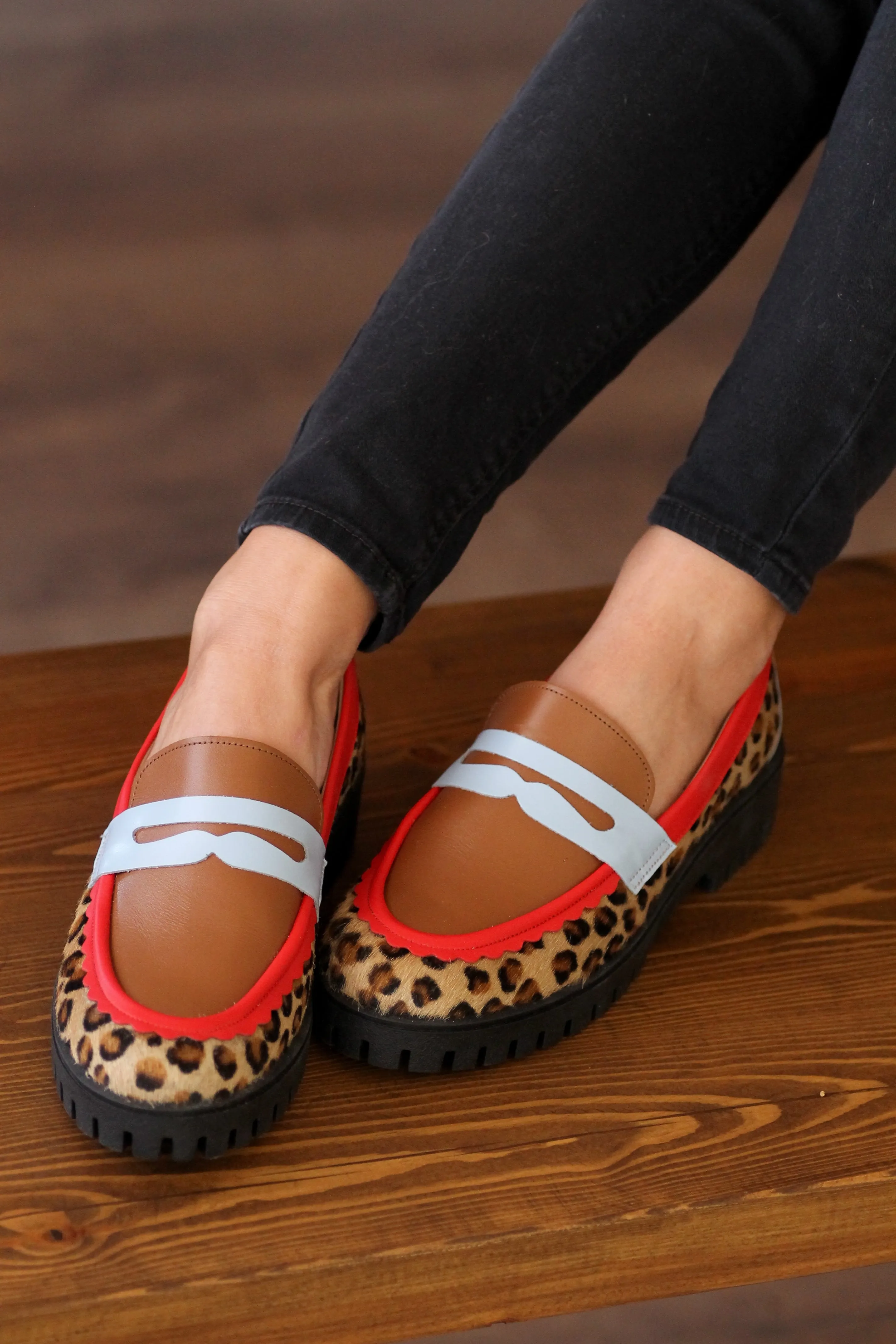 Paws loafer