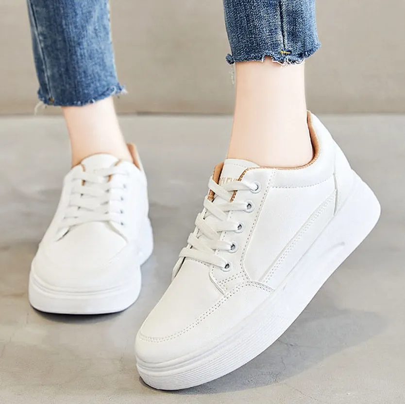 Sporty Water-Resistant Minimalist Skate Shoes for Women