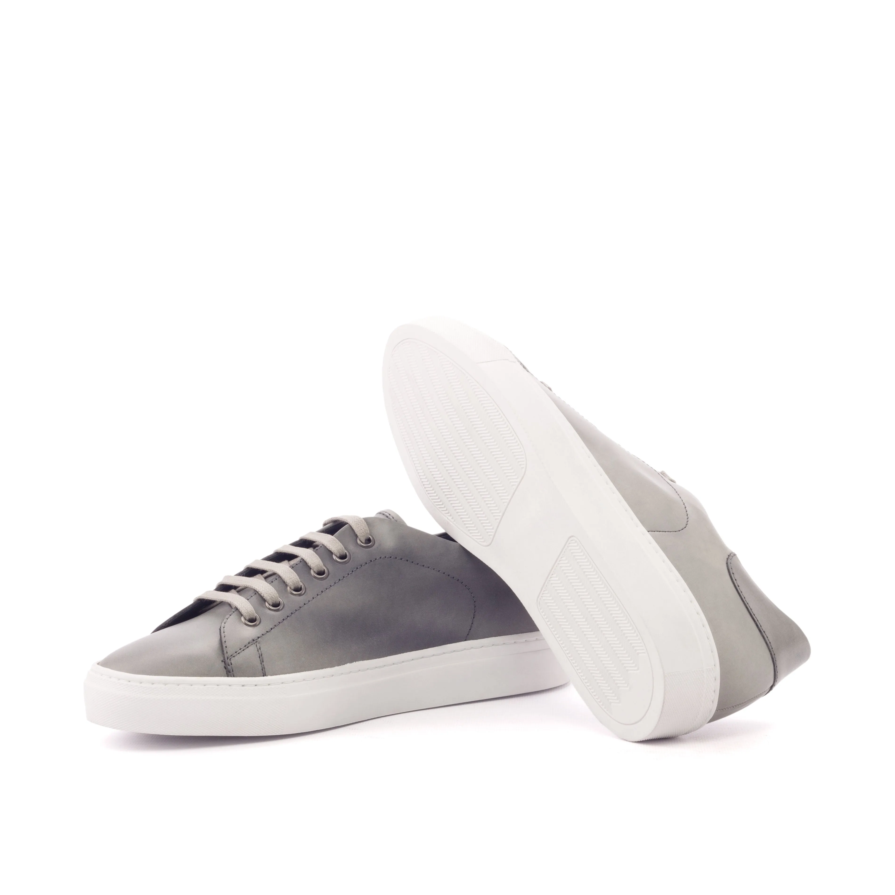 The Trainer • Grey