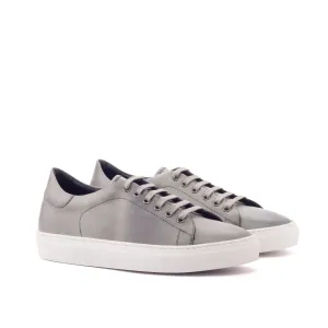 The Trainer • Grey