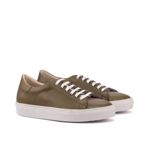 The Trainer • Olive