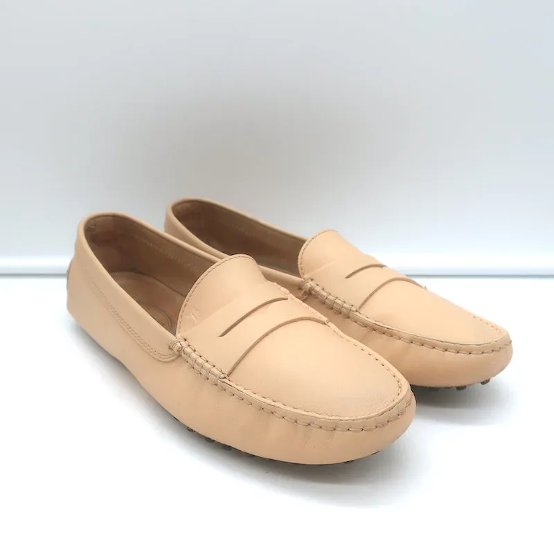 Tod's City Gommino Driving Shoes Nude Leather Size 39 Flat Penny Loafers