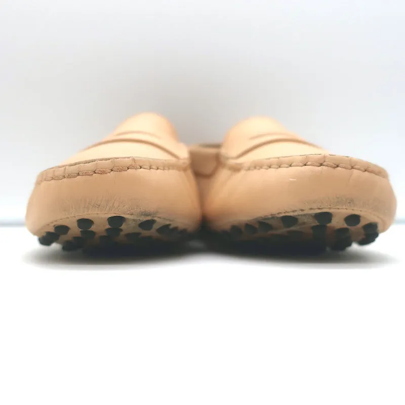 Tod's City Gommino Driving Shoes Nude Leather Size 39 Flat Penny Loafers