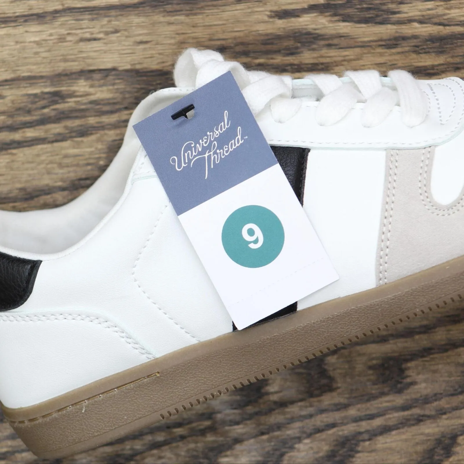 Universal Thread Nikita Fashion Sneakers with Memory Foam Insole White Multi 9M