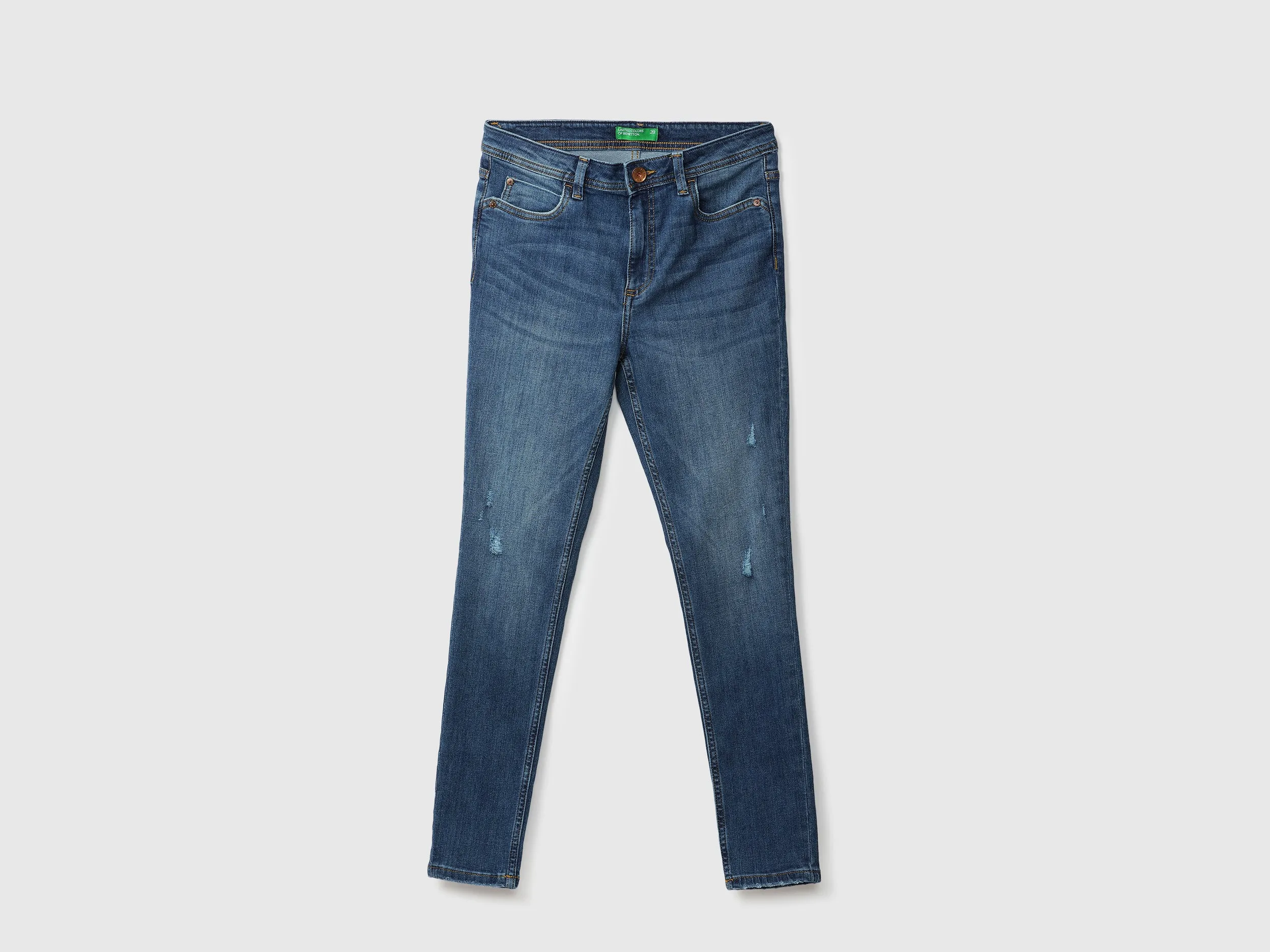 Women Solid Skinny Fit Jeans