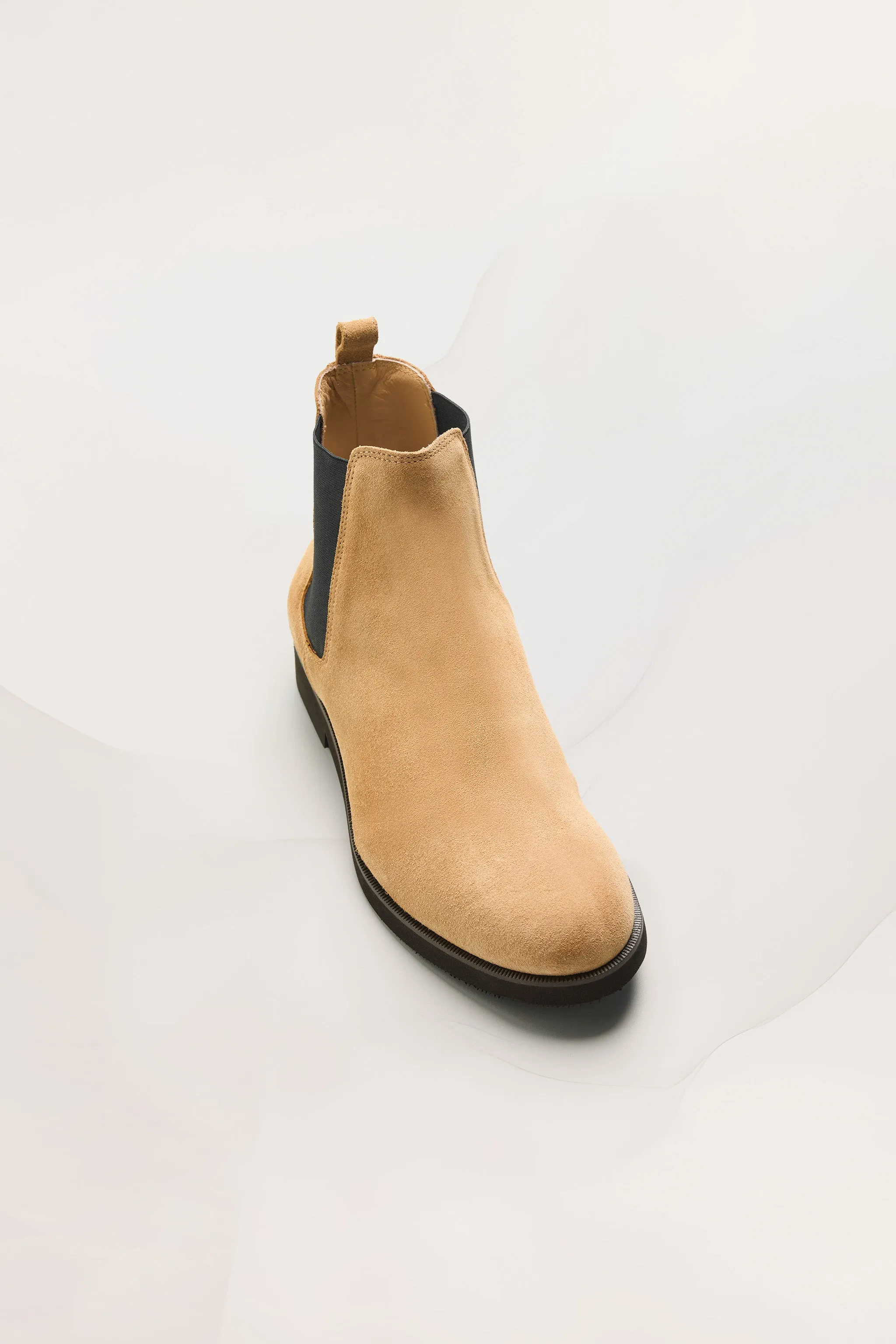 Womens Chelsea Boots in Noce Suede