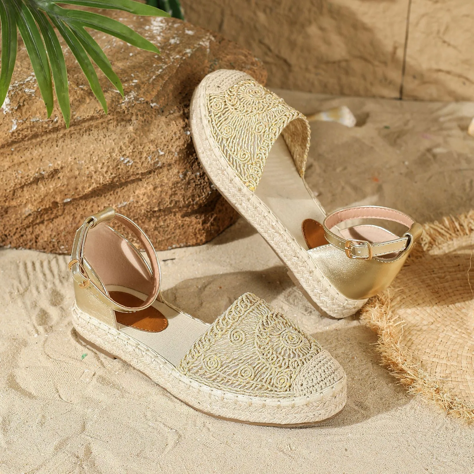 Women's Comfortable Closed Toe Hollow Fisherman Sandals